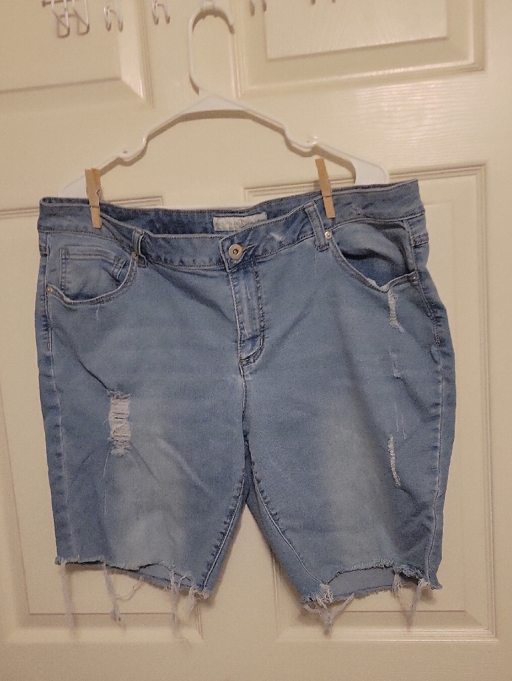 Light Blue Distressed Women's Denim Shorts